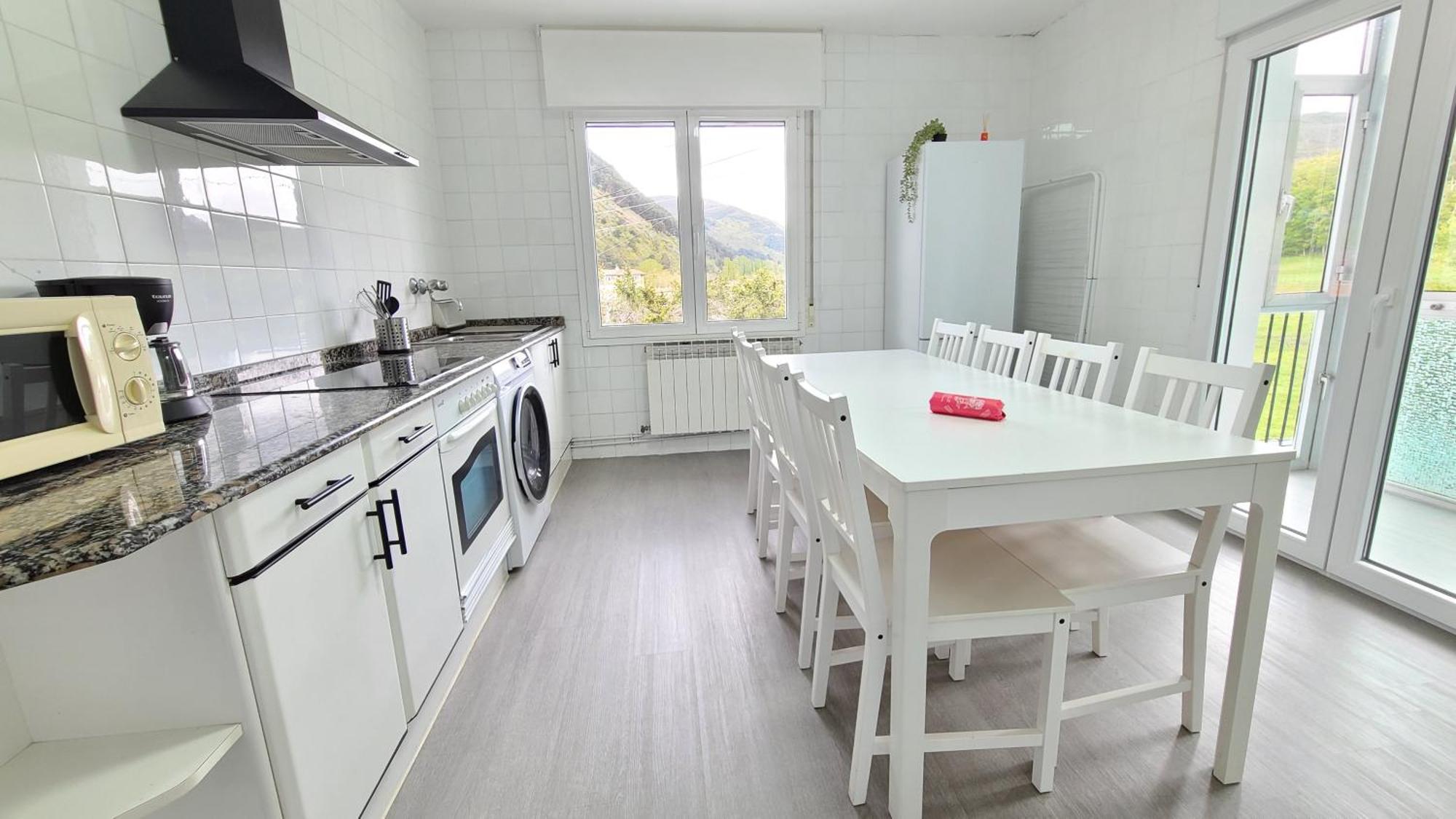 Espinosa de los MonterosCasa Renovada Con Chill Out En Espinosa公寓 外观 照片